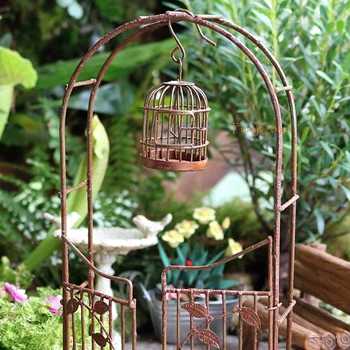 FairyCome Mini Kaimiškas Kabinti Birdcage Miniatiūrinių Sodo Aprūdijęs Alavo Paukštis Narve Metalo Amatų Pasakų Sodo Puošmena Priedai 152833