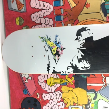 Banksy Skateboard Deck Mesti Gėlės Berniukas Baltos Spalvos Klevo Riedlentė Šiuolaikinės Kolekcionuojamų Baldai Riedlentė