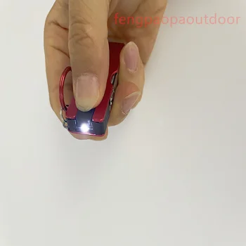 Daugiafunkcis Mini Mados Keychain Šveicarijos Peilis LED Žibintai, Nagų Kirpimo mašinėlės Earpick Žirklės Pincetu Kišenėje Rankiniai Įrankiai Peilis