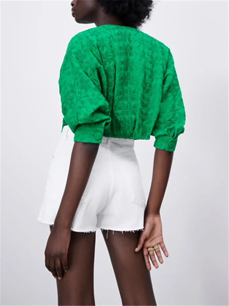 ZA Europos ir Amerikos stiliaus 2021 m. vasarą naujas universalus V-kaklo, trumpas moterų drabužiai žalia mazgas išsiuvinėti marškiniai viršų 5