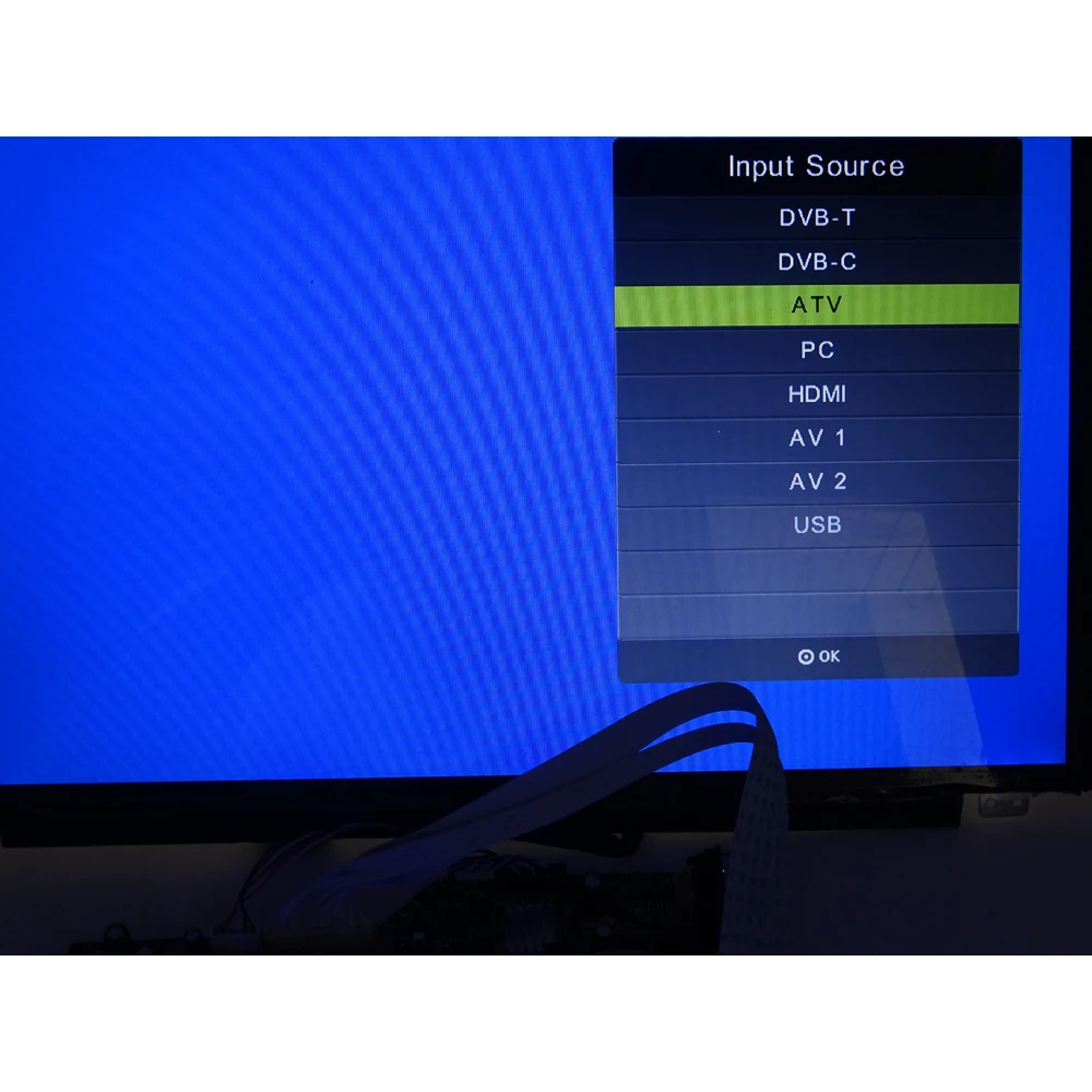 Rinkinys N141I1-L01/L02/L03/L05/L06/L08/L09/L04 Pultas HDMI suderinamus Valdiklio plokštės USB, VGA, AV-TV DVB-T Nuotolinio 1280x800 LED DVB-T2 2