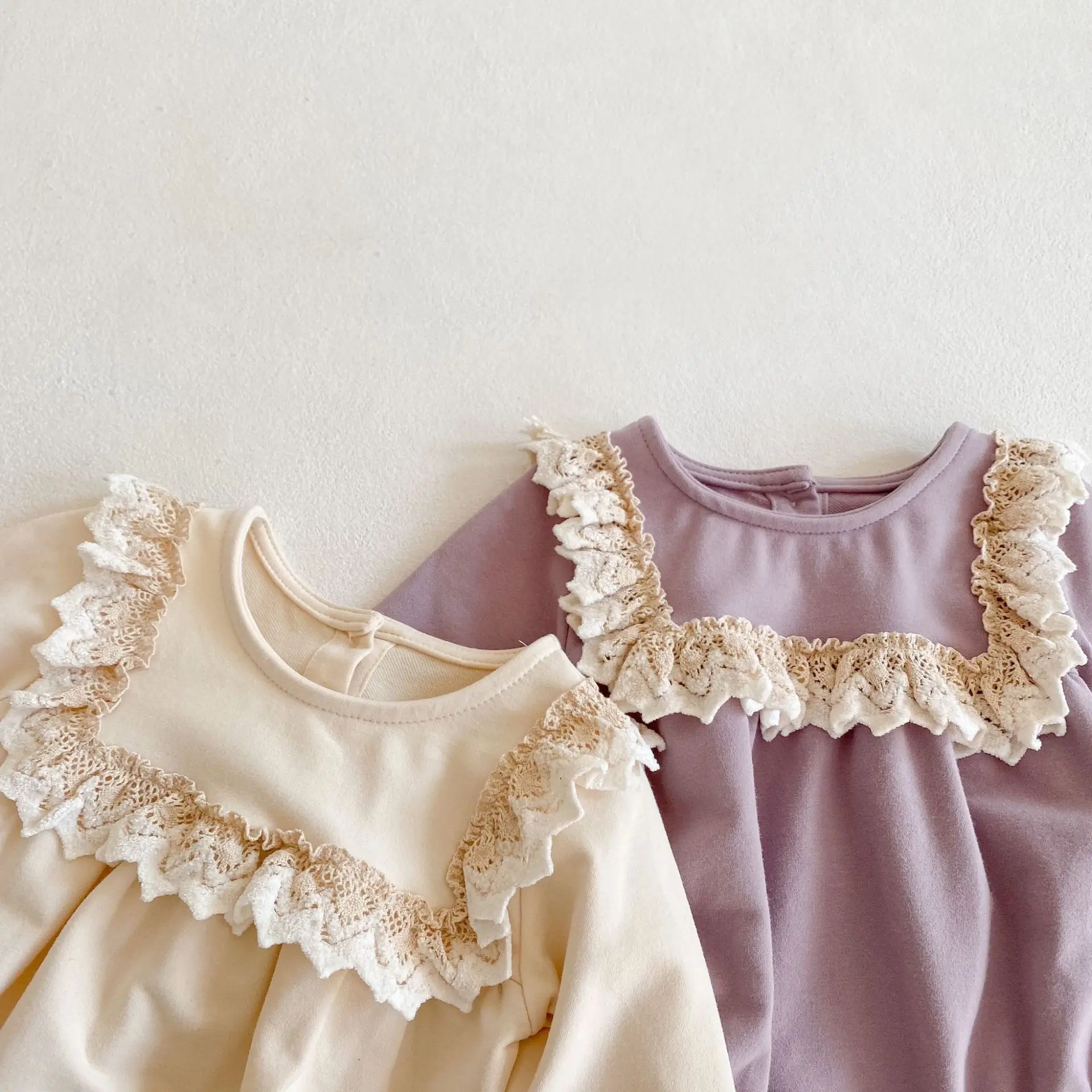 2021 m. pavasarį mergina kūdikių Siamo Romper nėrinių ilgomis rankovėmis trikampis laipiojimo drabužius siųsti bžūp kūdikių drabužiai mergaitėms 3