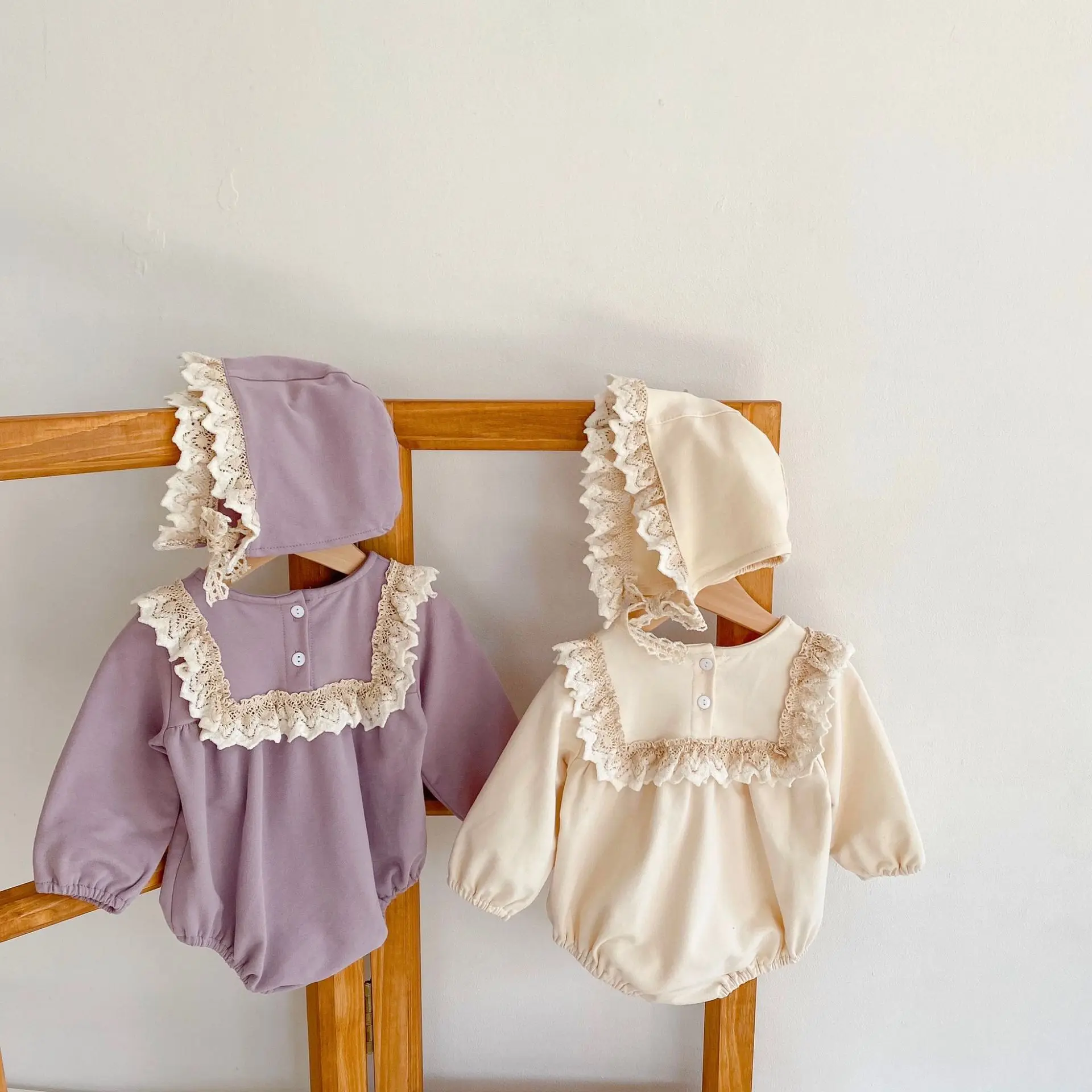 2021 m. pavasarį mergina kūdikių Siamo Romper nėrinių ilgomis rankovėmis trikampis laipiojimo drabužius siųsti bžūp kūdikių drabužiai mergaitėms 4