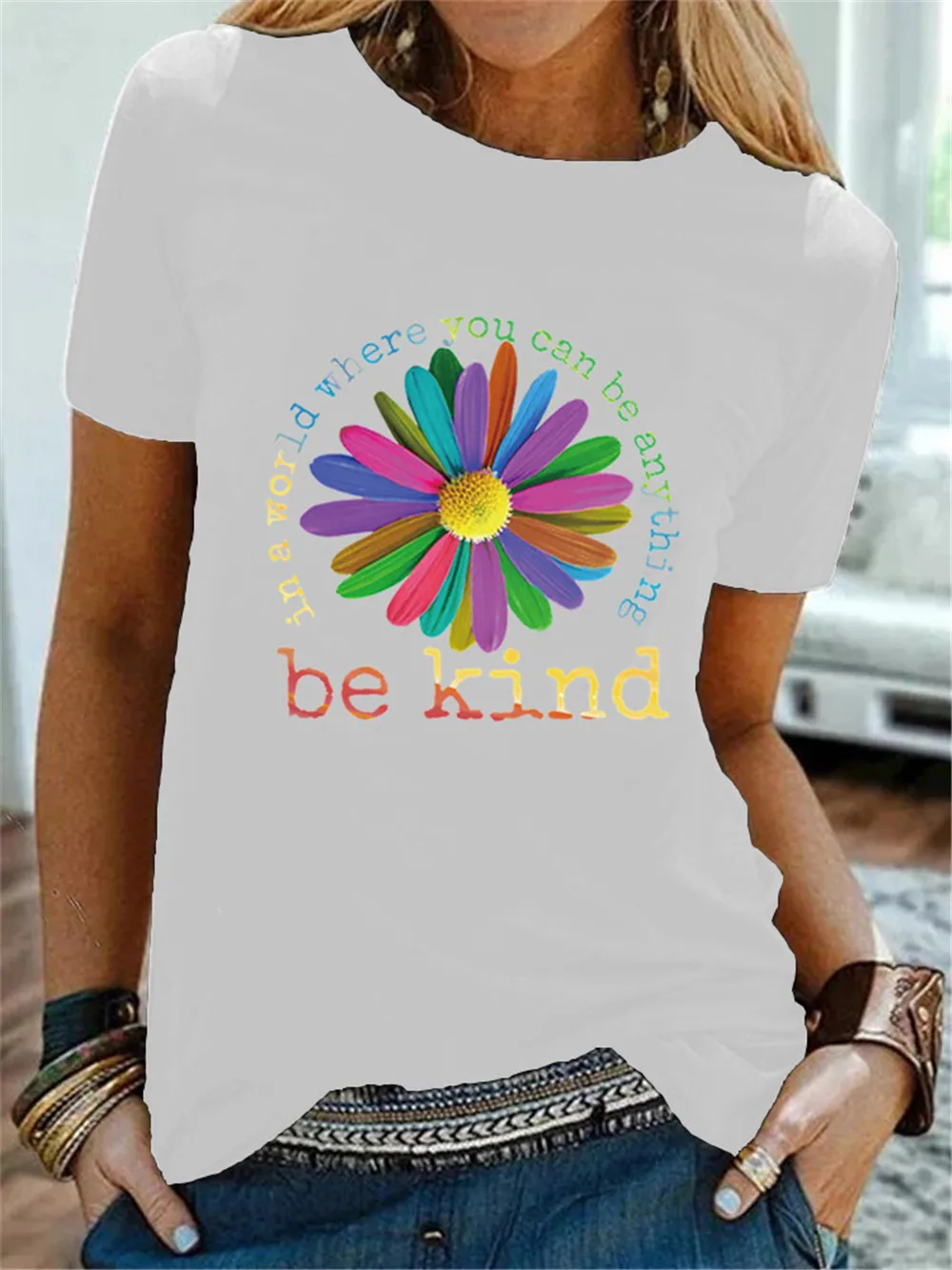 Juokingi Marškinėliai Mados Marškinėlius Pasaulyje, Kur Jūs Galite Būti kas nors Rūšies Spalvinga Gėlių Moterims T-shirt 1